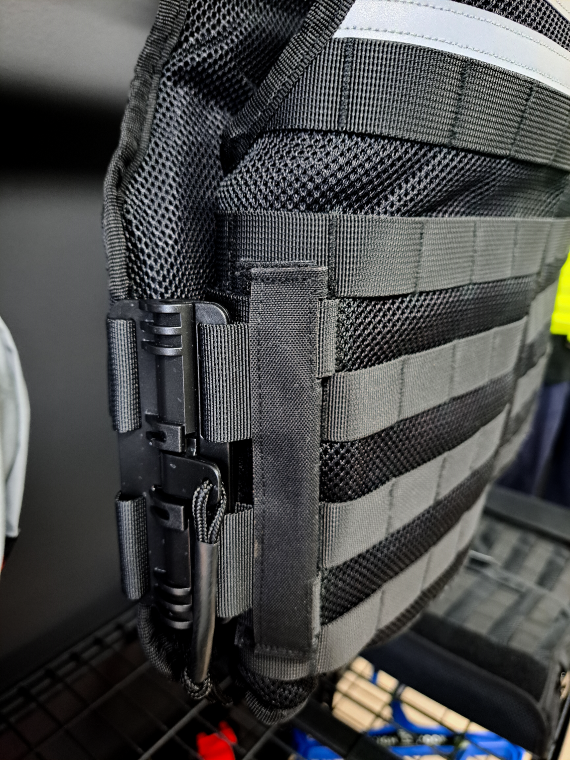 DEFENDER-1 STAB VEST RUNOUT SALE