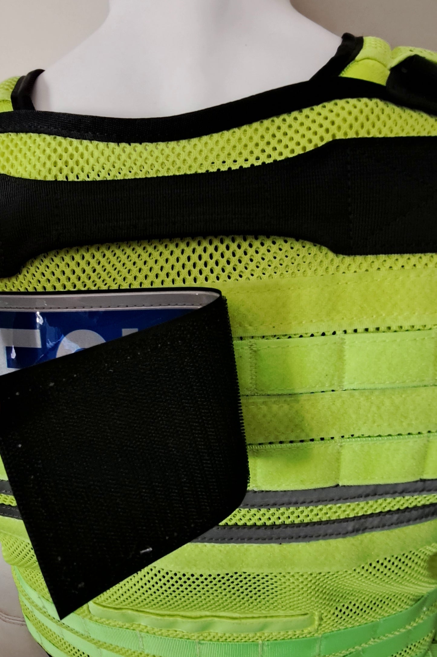 SECURITY BADGE SET COMMERCIAL GRADE
