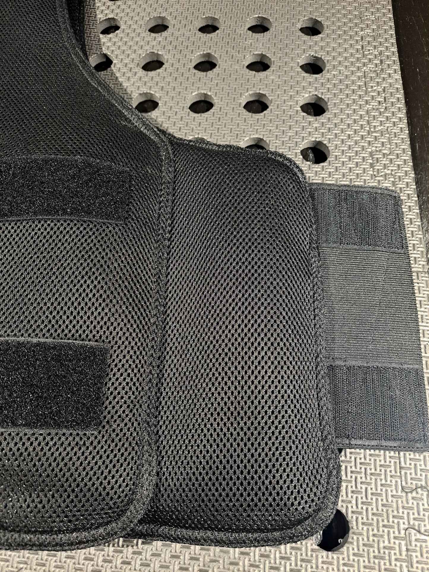 SIGNATURE COVERT STAB VEST WITH INTERGRATED SIDE PROTECTION