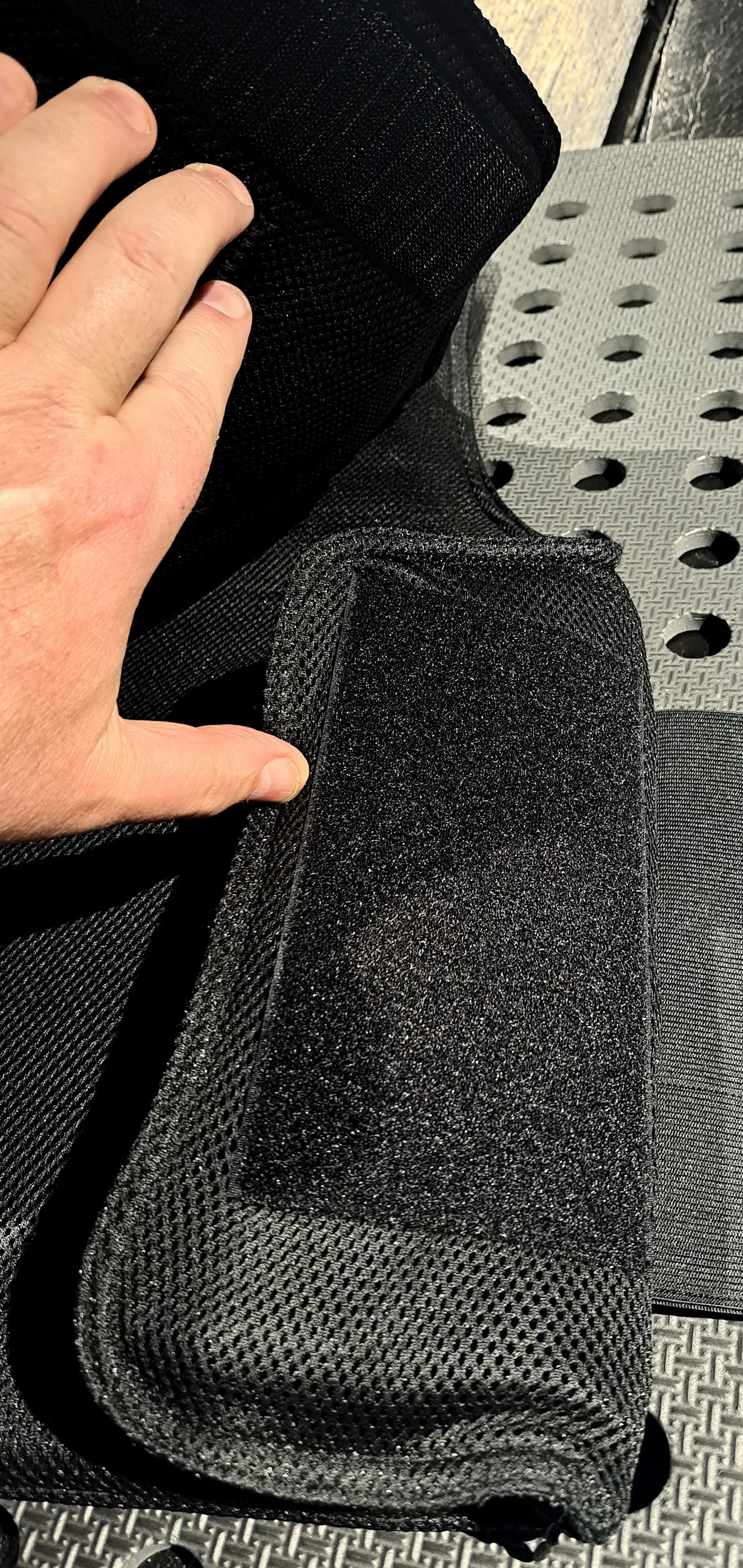 SIGNATURE COVERT STAB VEST WITH INTERGRATED SIDE PROTECTION